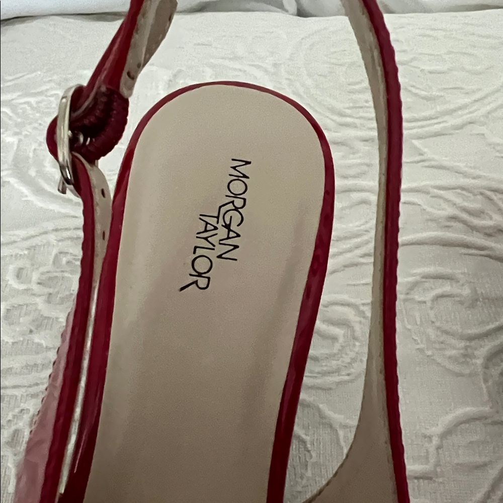 Morgan Taylor patent kitten heel slings. - Picture 5 of 8